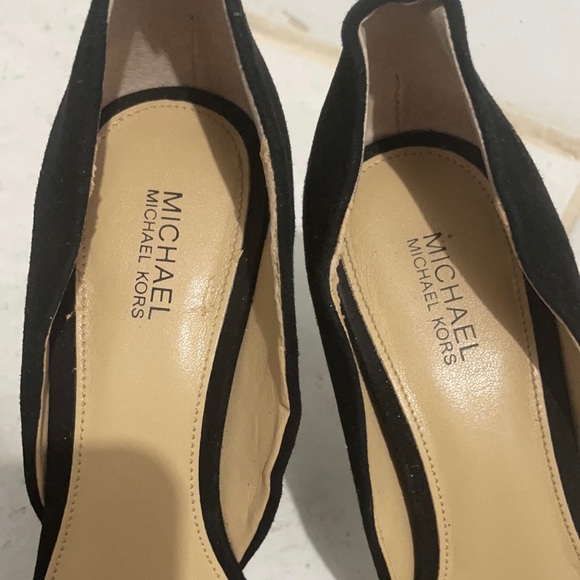 Micheal Kors black suede heels w/metal details - Picture 2 of 4